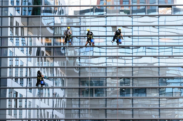 Consejos técnicos para el trabajo en cubiertas_ Seguridad con Petzl
